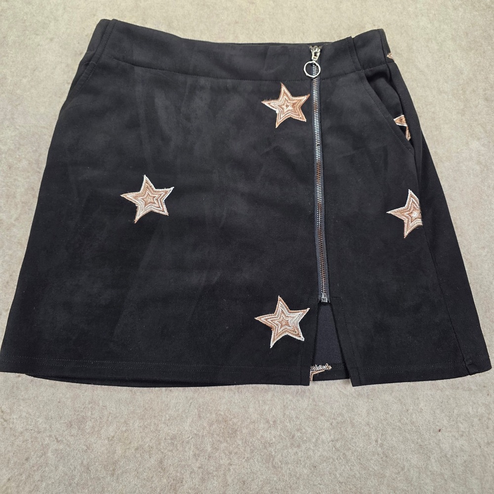 Promesa Black Faux Suede Star Embroidered Mini Skirt O-Ring Zipper Size M